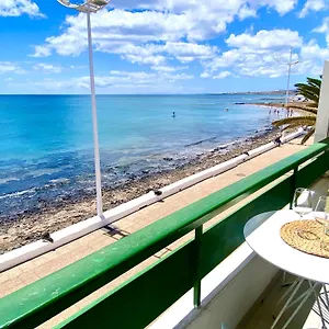 https://lanzarote-frente-al-mar.puertodelcarmen-hotels.org
